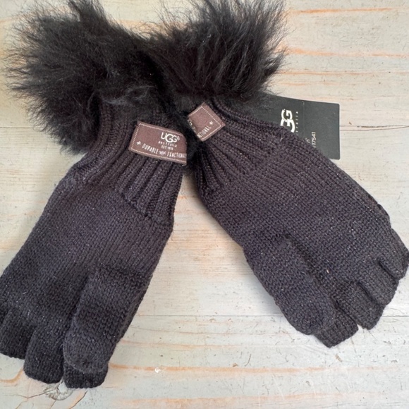 UGG FINGERLESS KNIT GLOVES WITH FUR - Picture 5 of 9